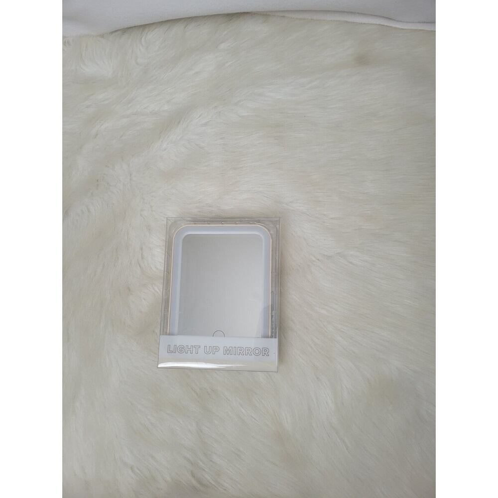 Target Bullseyes Playground LIGHTED LED Makeup Mirror NIB